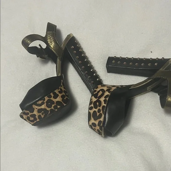 Black & Leopard Platform Ankle-Strap Heels Steve Madden - Picture 6 of 10